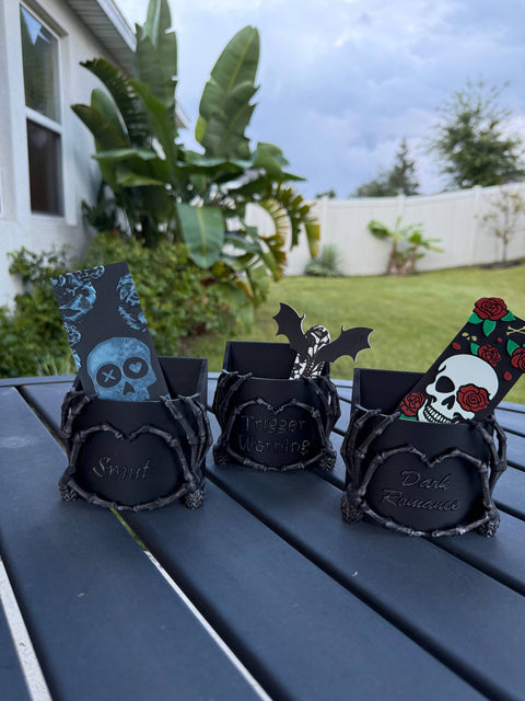 Create Fantasy Crafts - Skeleton Hands Bookmark Holder | Bookshelf Decor