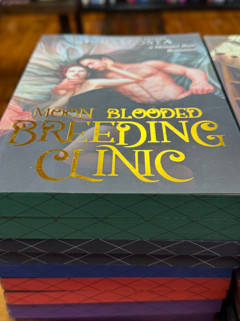 Moon Blooded Breeding Clinic: Sweet & Steamy Monster Romance (Special Edition - Book 3)