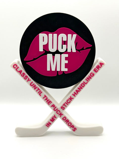 Hockey Romance | Bookshelf Decor